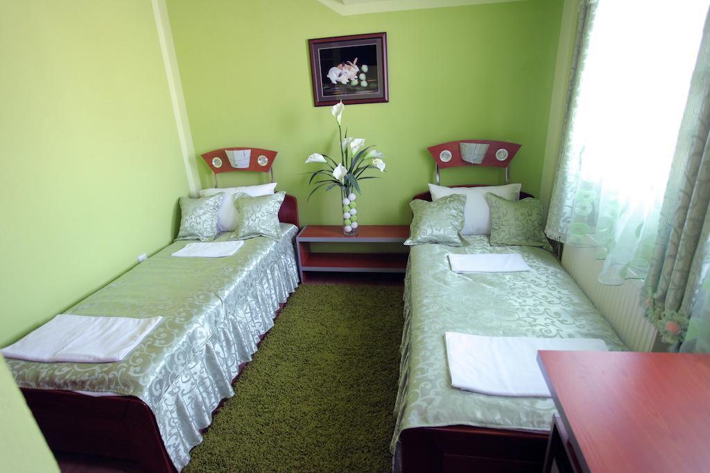 Villa Atina Stara Pazova Zimmer foto