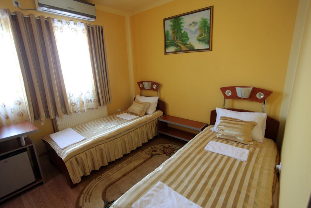 Villa Atina Stara Pazova Zimmer foto